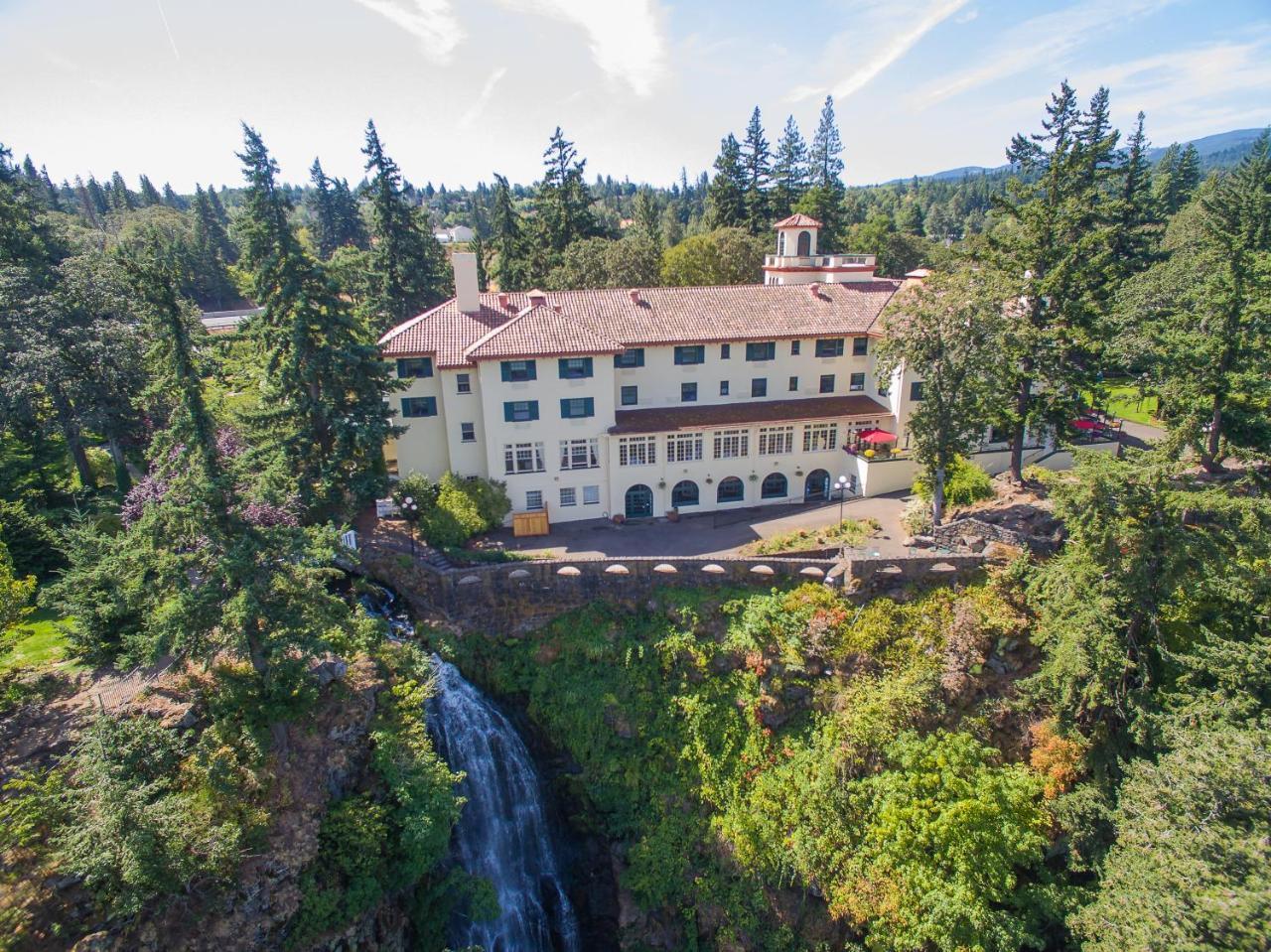 Columbia Gorge Hotel & Spa Hood River Bagian luar foto